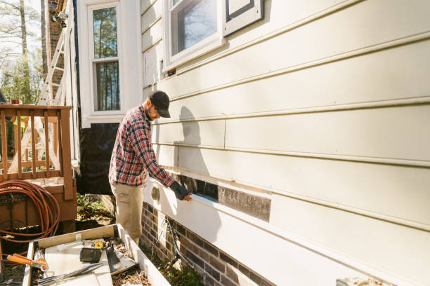 Top rated local Emergency Siding Repair specialists in Whitsett, NC
